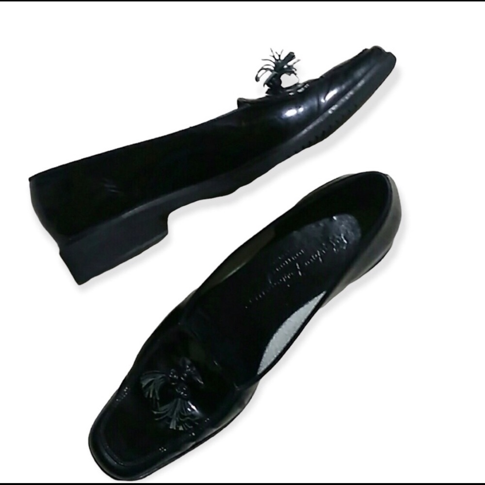 SALVADORE FERRAGAMO Loafers Flats